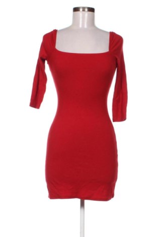 Рокля Pull&Bear, Размер XS, Цвят Червен, Цена 16,54 €