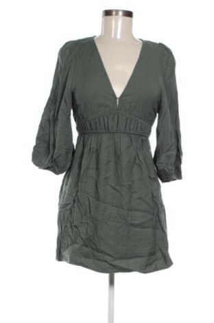 Kleid Pull&Bear, Größe S, Farbe Grün, Preis € 3,99