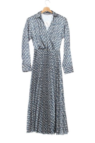 Рокля Reserved, Размер XS, Цвят Многоцветен, Цена 12,27 €