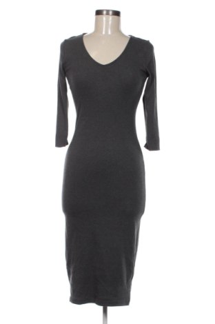 Kleid Reserved, Größe XS, Farbe Grau, Preis € 19,95