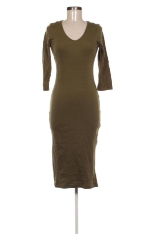 Sukienka Reserved, Rozmiar M, Kolor Zielony, Cena 98,99 zł