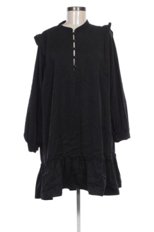 Φόρεμα Reserved, Μέγεθος XXL, Χρώμα Μαύρο, Τιμή 13,00 €