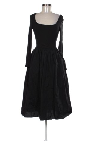 Sukienka Reserved, Rozmiar M, Kolor Czarny, Cena 87,91 zł