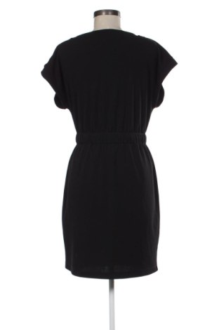 Рокля Reserved, Размер M, Цвят Черен, Цена 11,85 €