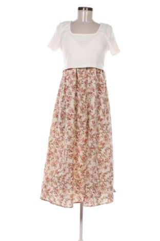 Рокля SHEIN, Размер S, Цвят Многоцветен, Цена 13,80 €