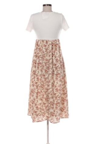 Рокля SHEIN, Размер S, Цвят Многоцветен, Цена 13,80 €