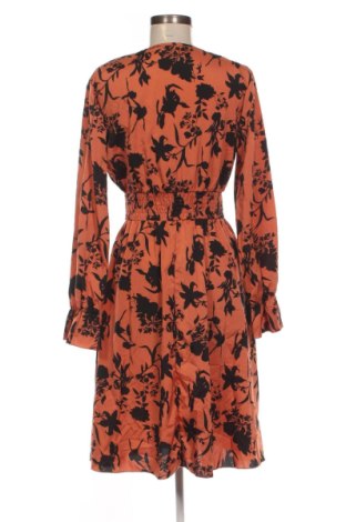 Рокля SHEIN, Размер M, Цвят Многоцветен, Цена 20,45 €