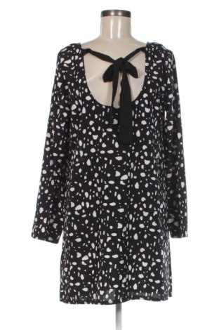 Рокля SHEIN, Размер M, Цвят Многоцветен, Цена 6,13 €