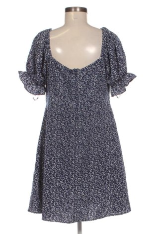 Рокля SHEIN, Размер XL, Цвят Многоцветен, Цена 6,13 €