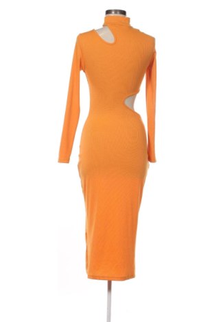 Sukienka SHEIN, Rozmiar M, Kolor Pomarańczowy, Cena 104,99 zł