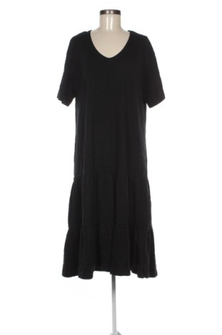 Рокля Selected Femme, Размер L, Цвят Черен, Цена 21,47 €