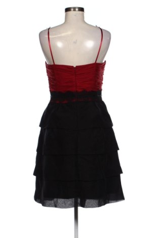 Рокля She, Размер M, Цвят Многоцветен, Цена 29,67 €