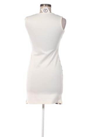 Рокля Signature, Размер S, Цвят Многоцветен, Цена 16,36 €