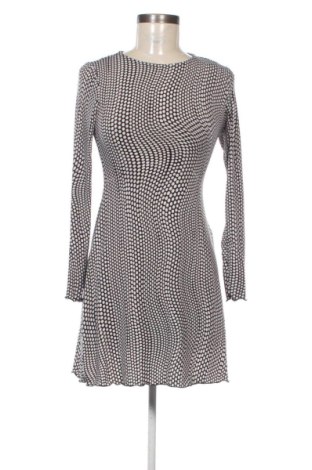 Kleid Stradivarius, Größe S, Farbe Mehrfarbig, Preis 22,99 €