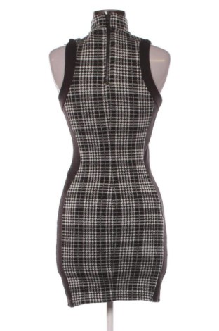 Ruha Stradivarius, Méret M, Szín Sokszínű, Ár 4 132 Ft