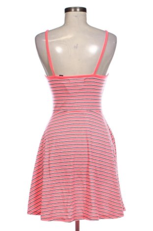 Рокля Superdry, Размер XS, Цвят Многоцветен, Цена 16,11 €