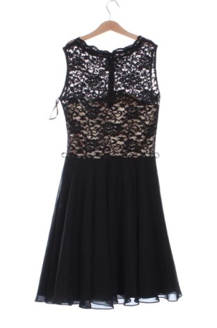 Рокля Swing, Размер M, Цвят Многоцветен, Цена 49,10 €