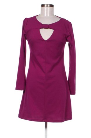 Sukienka Talco, Rozmiar M, Kolor Różowy, Cena 188,19 zł