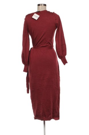 Sukienka Taylor, Rozmiar M, Kolor Różowy, Cena 131,99 zł