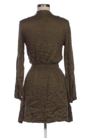 Ruha Tezenis, Méret S, Szín Zöld, Ár 10 049 Ft