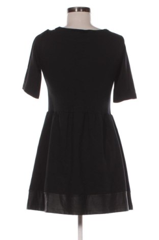 Ruha Tezenis, Méret XS, Szín Fekete, Ár 2 579 Ft