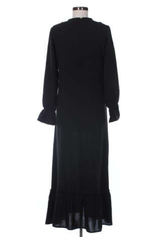 Šaty  Trendyol, Velikost M, Barva Černá, Cena  499,00 Kč