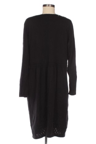 Ruha Triangle, Méret XL, Szín Fekete, Ár 17 355 Ft