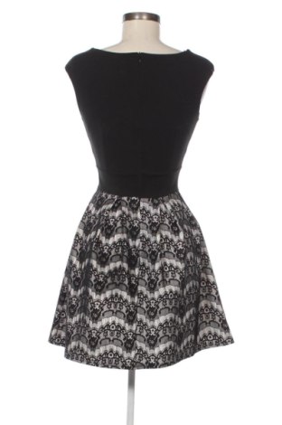 Sukienka Unbranded, Rozmiar S, Kolor Kolorowy, Cena 104,99 zł