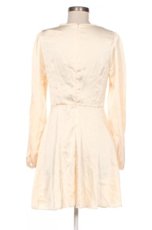 Ruha Unbranded, Méret M, Szín Bézs, Ár 12 397 Ft