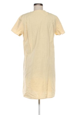 Ruha Unbranded, Méret L, Szín Sárga, Ár 8 264 Ft