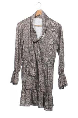 Kleid Unbranded, Größe M, Farbe Mehrfarbig, Preis 10,99 €