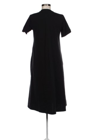 Šaty  Uniqlo, Veľkosť M, Farba Čierna, Cena  65,57 €