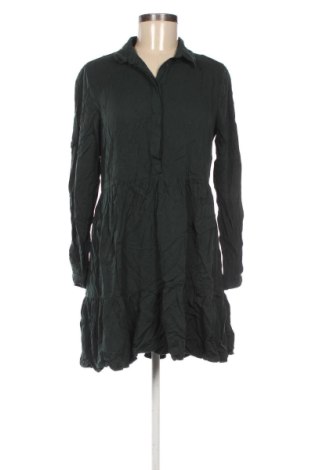 Kleid VILA, Größe M, Farbe Grün, Preis € 7,99