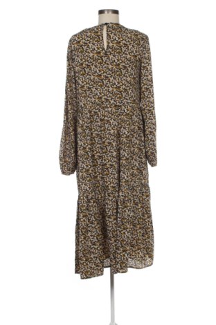 Kleid VILA, Größe M, Farbe Mehrfarbig, Preis € 15,99