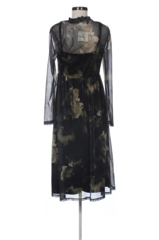 Šaty  VILA, Velikost M, Barva Vícebarevné, Cena  319,00 Kč