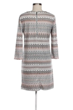 Рокля VILA, Размер M, Цвят Многоцветен, Цена 21,78 €