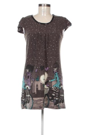 Sukienka Vegas, Rozmiar M, Kolor Kolorowy, Cena 107,17 zł