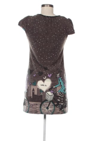 Sukienka Vegas, Rozmiar M, Kolor Kolorowy, Cena 107,17 zł