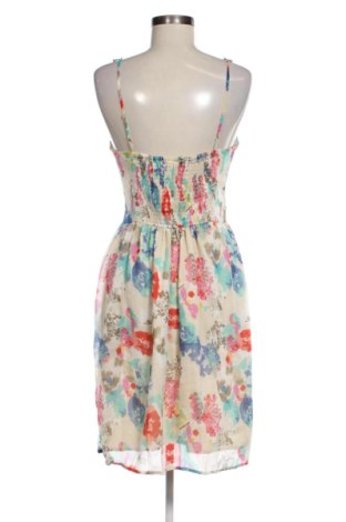 Рокля Vero Moda, Размер M, Цвят Многоцветен, Цена 14,31 €