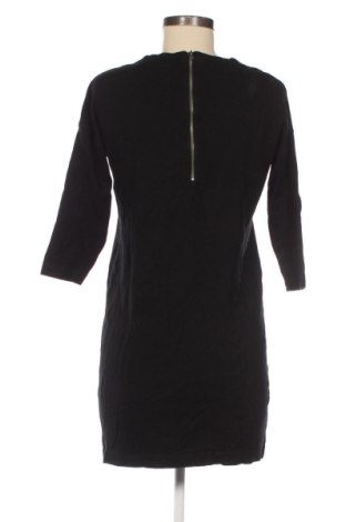 Kleid Vero Moda, Größe M, Farbe Schwarz, Preis 14,00 €