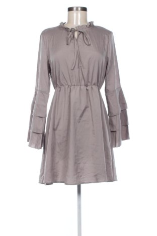 Kleid Yoins, Größe M, Farbe Grau, Preis 41,99 €