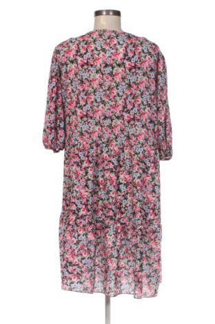 Šaty  Z One by Zabaione, Velikost L, Barva Vícebarevné, Cena  339,00 Kč