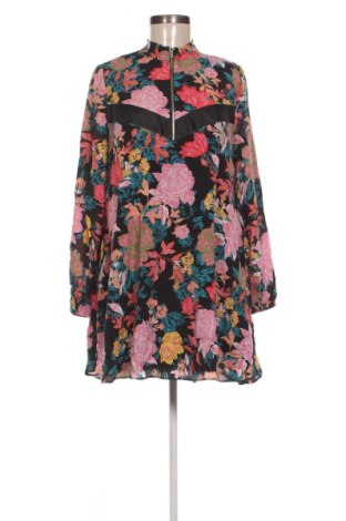 Kleid Zara, Größe S, Farbe Mehrfarbig, Preis € 15,99