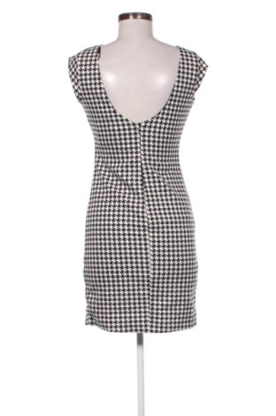 Kleid Zara, Größe L, Farbe Mehrfarbig, Preis € 18,99