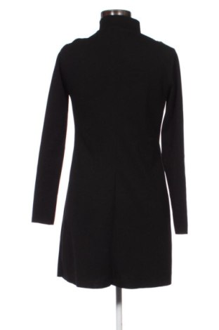 Rochie Zara, Mărime M, Culoare Negru, Preț 61,00 Lei