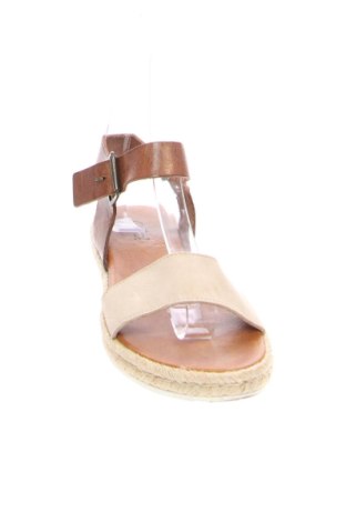 Sandale Qiero!, Mărime 38, Culoare Multicolor, Preț 240,99 Lei