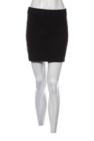 Пола Promod, Размер S, Цвят Черен, Цена 2,04 €