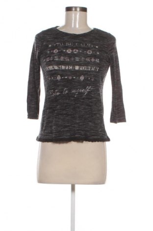 Дамска блуза Bershka, Размер S, Цвят Сив, Цена 2,55 €