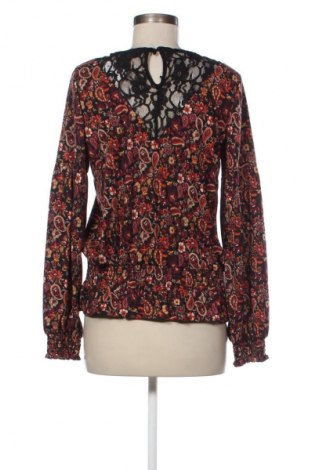 Дамска блуза Janina, Размер M, Цвят Многоцветен, Цена 1,02 €