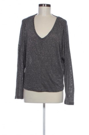 Dámská halenka ONLY, Velikost S, Barva Stříbrná, Cena  49,00 Kč